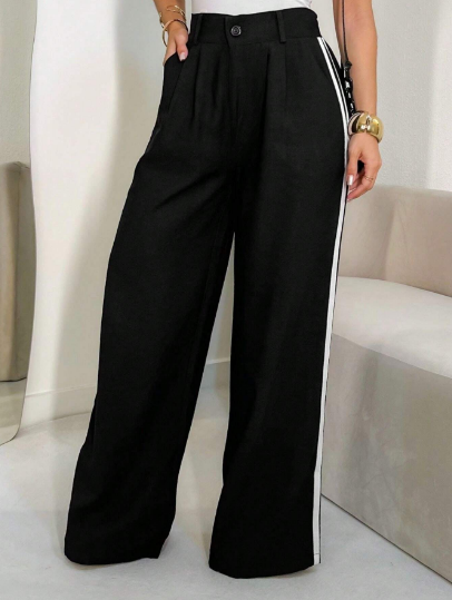Calça pantalona feminina,
Calça com laterais largas,
Calça cintura alta feminina,
Calça pantalona social,
Calça pantalona elegante,
Calça pantalona moderna,
Calça pantalona cores vibrantes