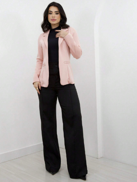 Blazer feminino alfaiataria,Blazer social feminino elegante,Blazer feminino acinturado,Blazer longo feminino atemporal,Sobretudo feminino de alfaiataria,Blazer feminino para trabalho,Blazer social feminino sofisticado

