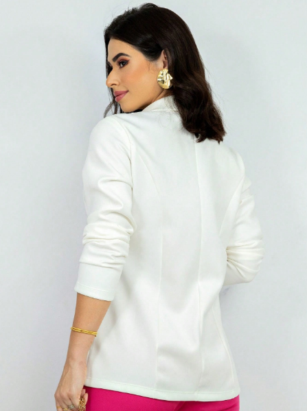 Blazer feminino alfaiataria,Blazer social feminino elegante,Blazer feminino acinturado,Blazer longo feminino atemporal,Sobretudo feminino de alfaiataria,Blazer feminino para trabalho,Blazer social feminino sofisticado
