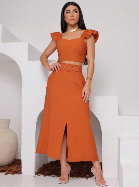 Conjunto saia midi e cropped,Conjunto feminino saia e cropped,Conjunto saia midi com cinto,Conjunto cropped com bojo,Conjunto feminino elegante,Conjunto saia e cropped de alfaiataria,Conjunto feminino para eventos
