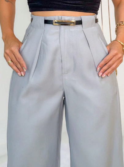 Calça pantalona feminina,
 Calça de alfaiataria feminina,
 Calça social feminina com cinto,
 Calça pantalona cintura alta,
 Calça pantalona elegante,
 Calça pantalona moderna,
 Calça pantalona cores vibrantes,