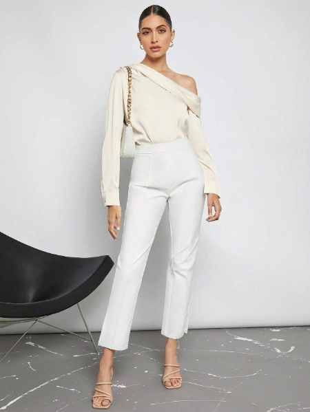 Camisa feminina cetim elegante,Blusa cetim manga longa feminina,Camisa cetim com recorte nos ombros,Camisa cetim plissada feminina,Blusa feminina cetim decote assimétrico,Camisa social feminina cetim,Camisa cetim feminina para eventos
