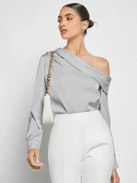 Camisa feminina cetim elegante,Blusa cetim manga longa feminina,Camisa cetim com recorte nos ombros,Camisa cetim plissada feminina,Blusa feminina cetim decote assimétrico,Camisa social feminina cetim,Camisa cetim feminina para eventos