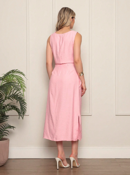 Conjunto feminino elegante,Conjunto blusa regata e saia midi,Conjunto feminino saia e blusa,Conjunto feminino social,Conjunto de alfaiataria feminino,Conjunto feminino para eventos,Conjunto moda feminina verão