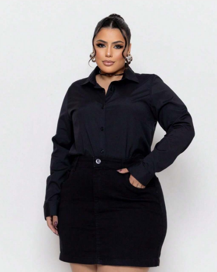 Saia jeans plus size com lycra,Saia jeans feminina plus size preta,Saia jeans feminina plus size bege,Saia jeans plus size cintura alta,Saia jeans plus size elastano, Saia jeans plus size cores variadas,Saia jeans plus size confortável