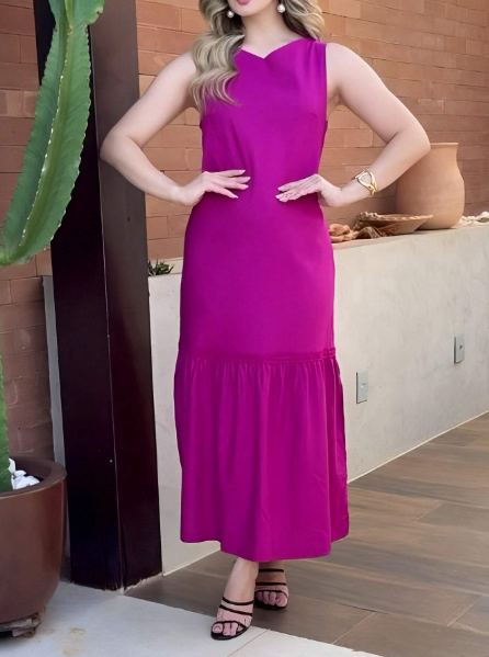 Vestido longo com renda,Vestido com recorte lateral,Vestido de festa elegante,Vestido longo para eventos,Moda feminina sofisticada,Vestido de renda para ocasiões especiais,Vestido longo sensual com detalhes em renda​